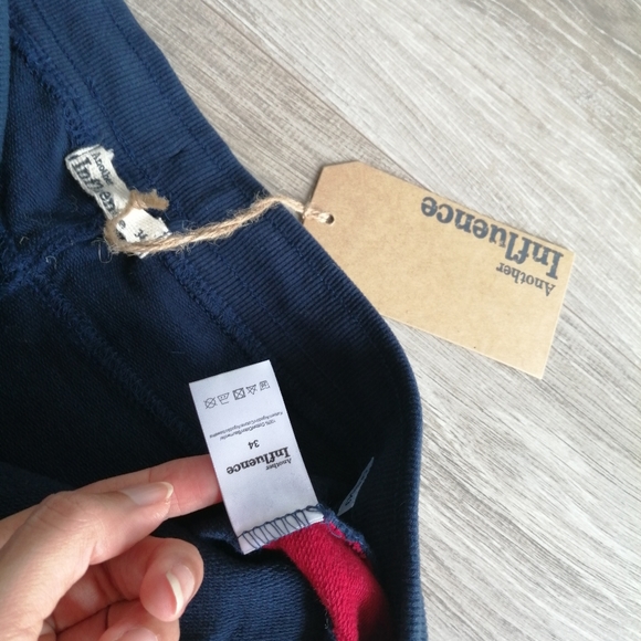 Man's short - Picture 2 of 2